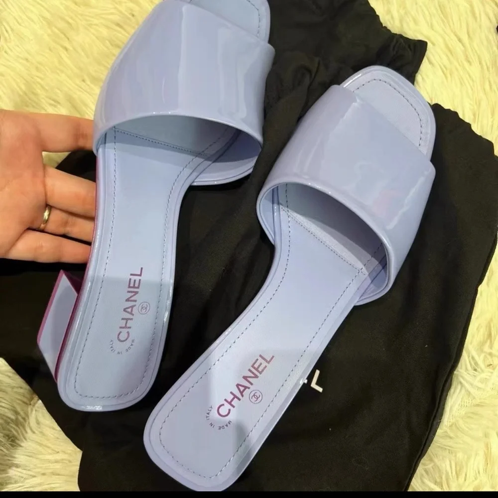 Chanel sandal - Picture 3 of 4